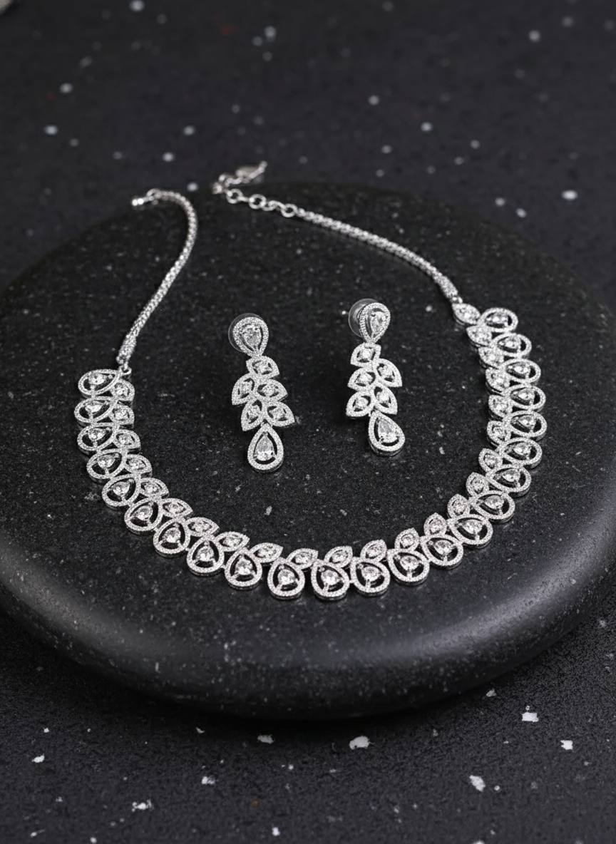 Metal White Jewel Necklace Set