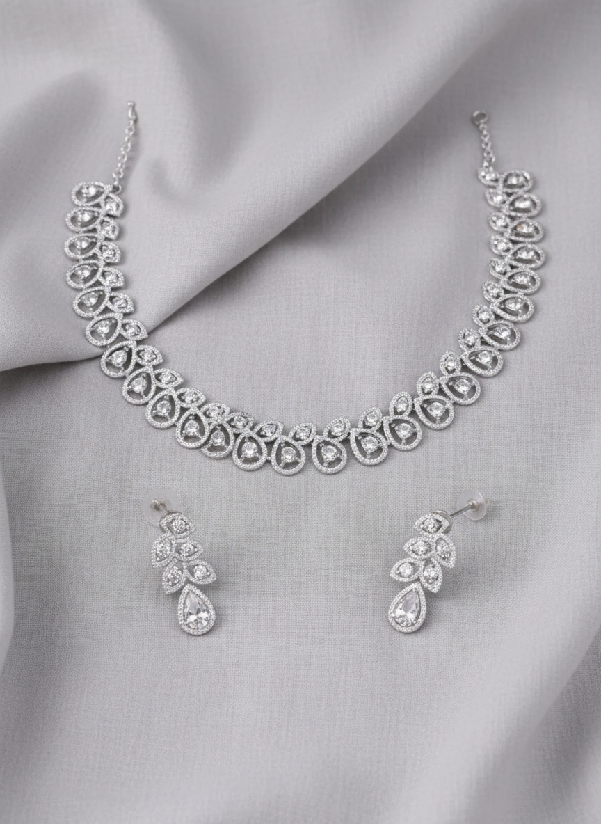 Metal White Jewel Necklace Set