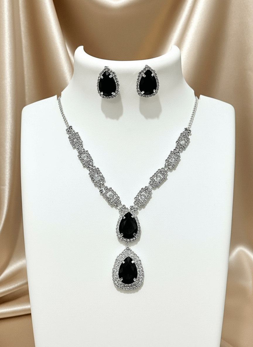 Black Teardrop Diamond Necklace