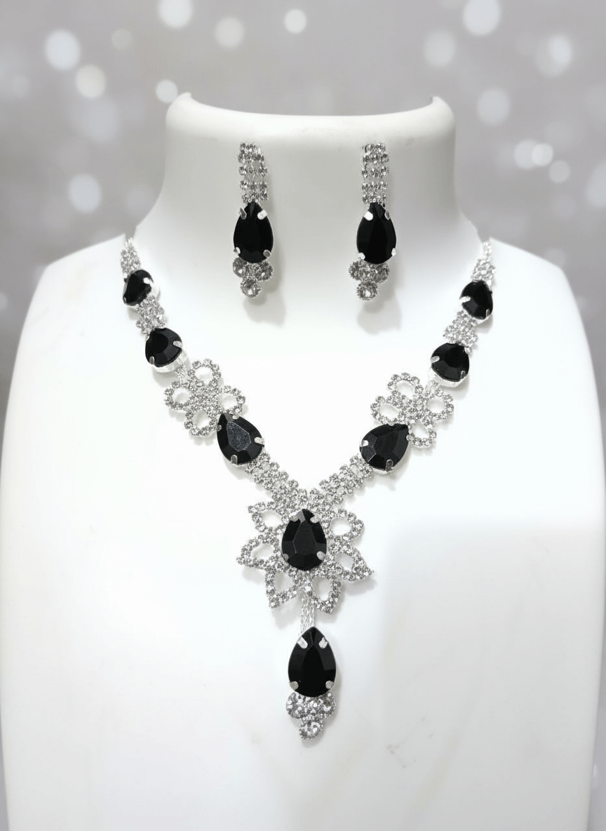 Black Floral Pear Premium Necklace & Earrings Set