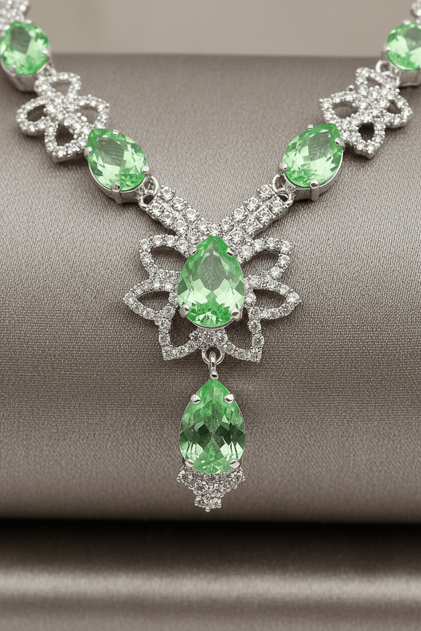Emerald Green Floral Pear Premium Necklace & Earrings Set