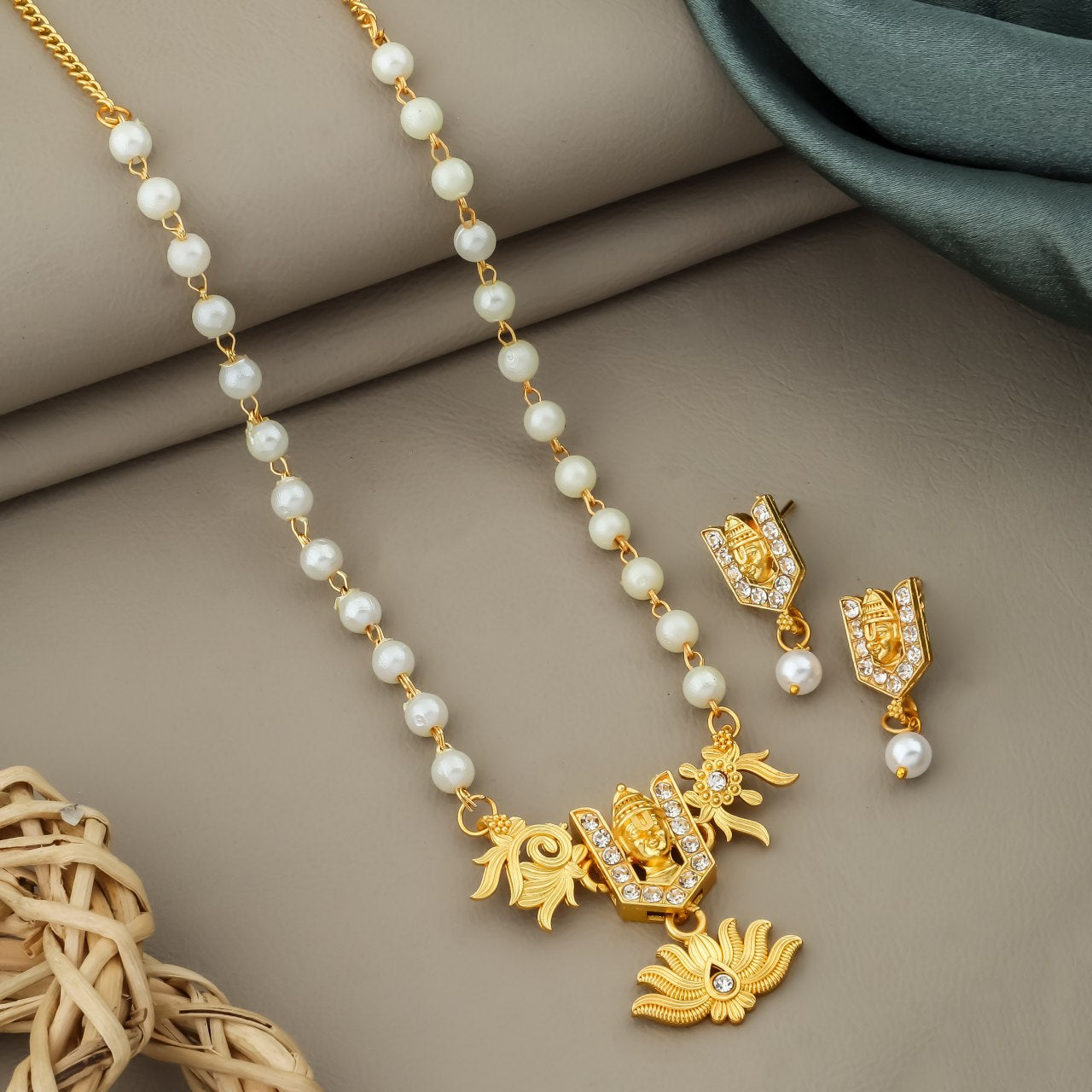 SaiRam Divine Pearl Necklace Set