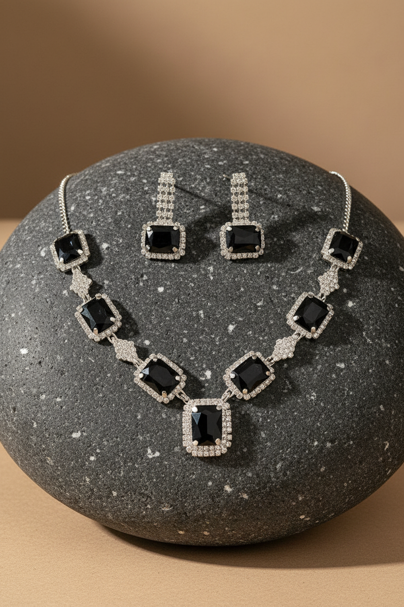 Rubi Necklace Set - Black