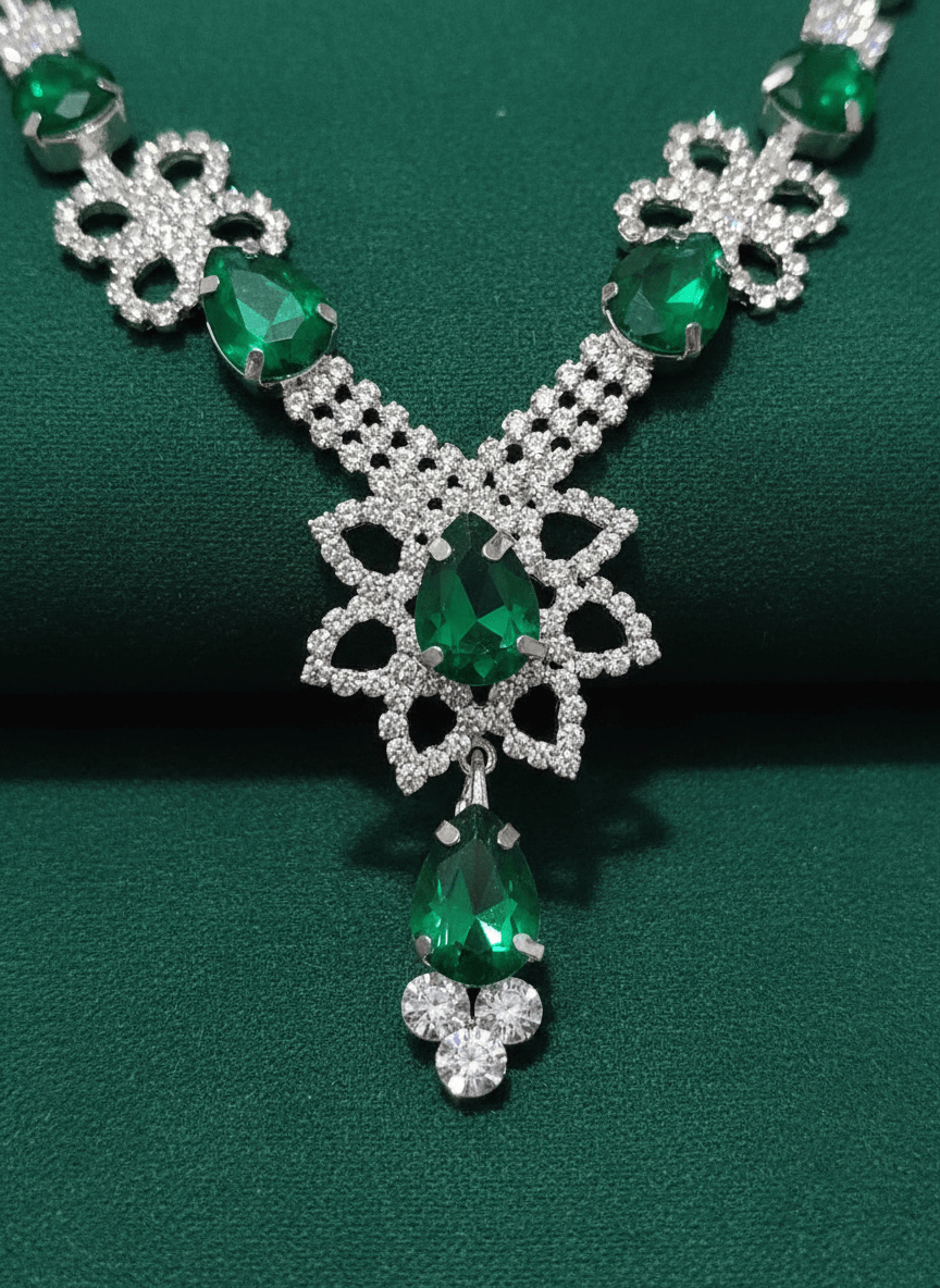 Green Floral Pear Premium Necklace & Earrings Set